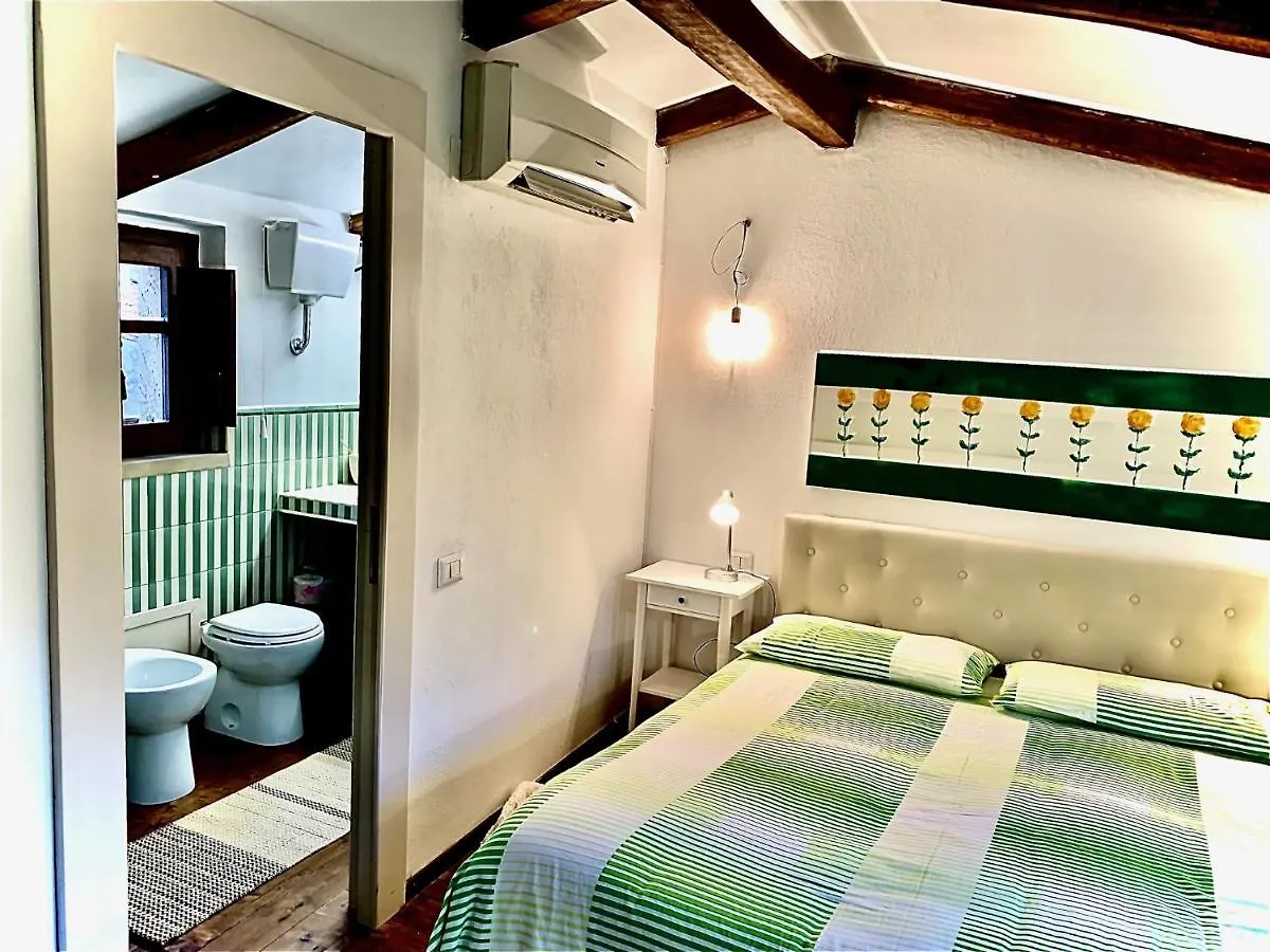 -- La Maisonette -- Casa Vacanze -- Nel Centro Storico A 30 Mt Dal Parco Aymerich, Museo Menhir, Casa Di Sant'Ignazio - Holiday Home With Kitchen Làconi Italia